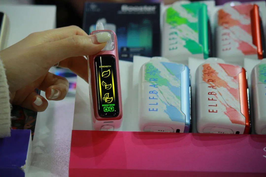 Heaven Gifts Showcases New Products at the Russian Industry Exhibition: The Dual-Drive Vaping Experience of ELFBAR and LOST MARY