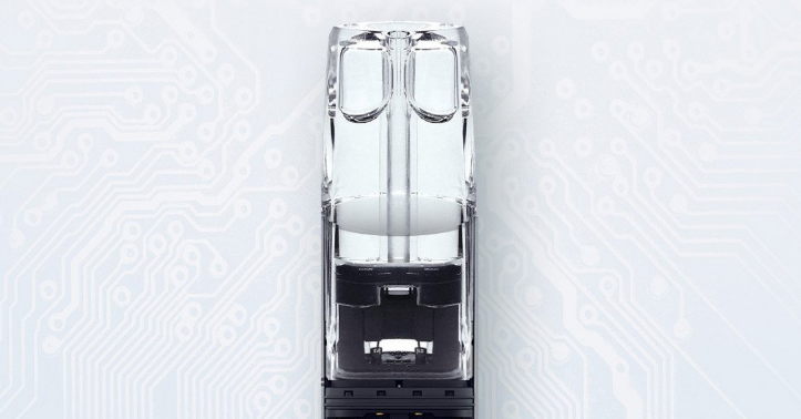 The application of transparent PCTG in electronic cigarettes: from the e-liquid reservoir to the outer casing of the device.